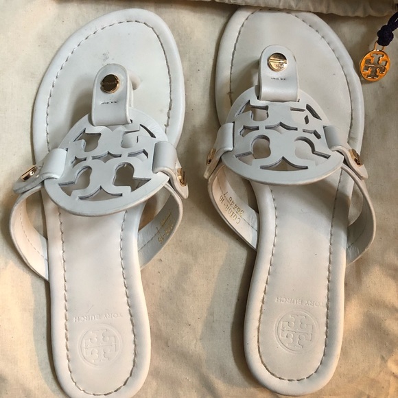Tory Burch Shoes - Tory Burch cream/white sandals